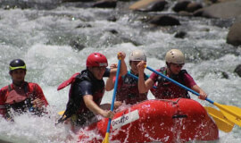 White Water Rafting in Sarapiquí: Costa Rica’s Best Class III–IV Rapids Near La Fortuna