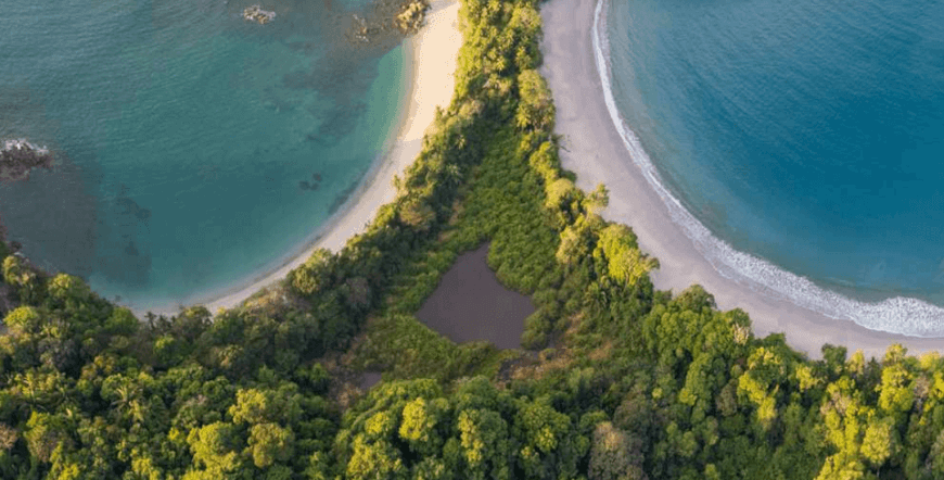 Private transportation La Fortuna - Manuel Antonio 10-18 passengers
