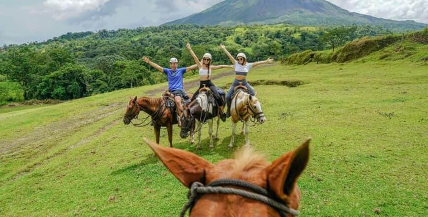 Horseback to the volcano