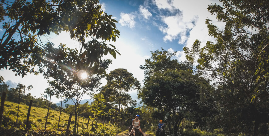 Zipline, Rappelling & Horseback Riding La Fortuna