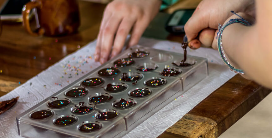 Chocolate Making Tour by Two Little Monkeys
